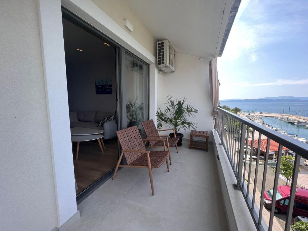 Beachfront Comfort Apartments Sinajko Podgora Eksteriør billede