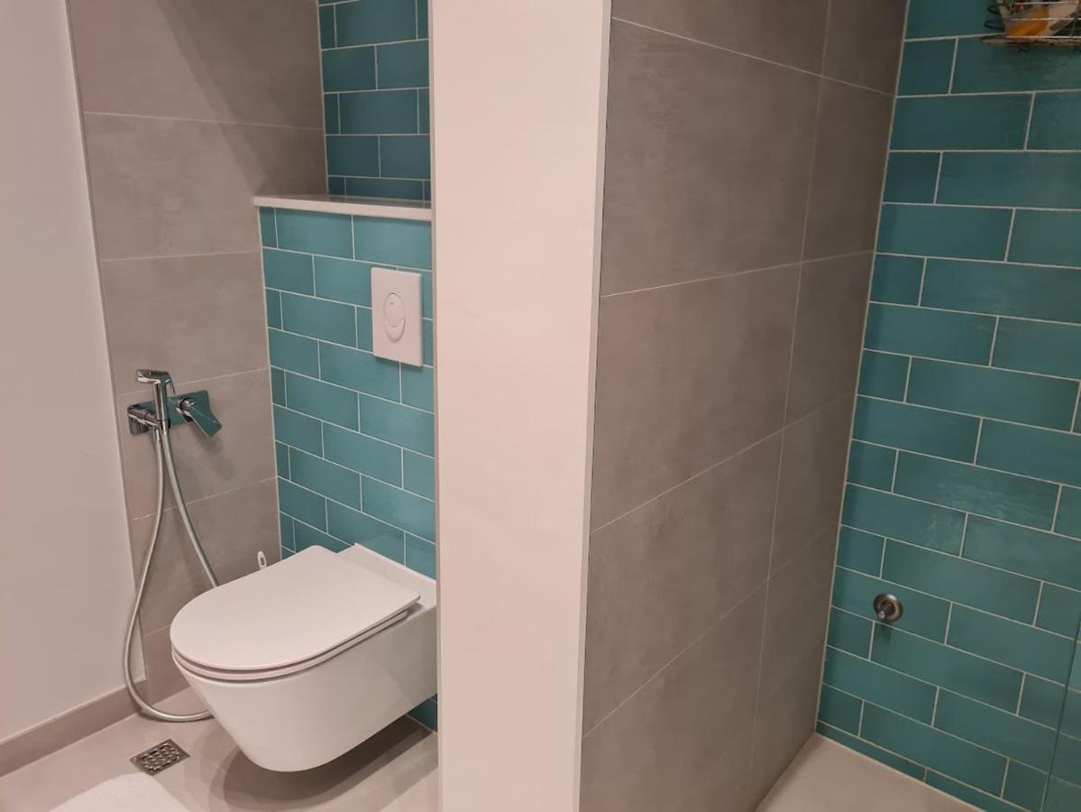 Beachfront Comfort Apartments Sinajko Podgora Eksteriør billede